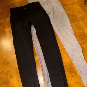KEFI Black and Gray Leggings Bundle